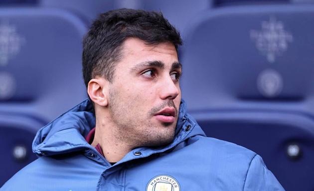 Rodri trở lại, thổi luồng sinh khí mới cho cuộc đua top 5 của Man City