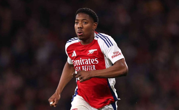 Arsenal gia hạn hợp đồng với tài năng trẻ Myles Lewis-Skelly, phá tan giấc mơ của Real Madrid